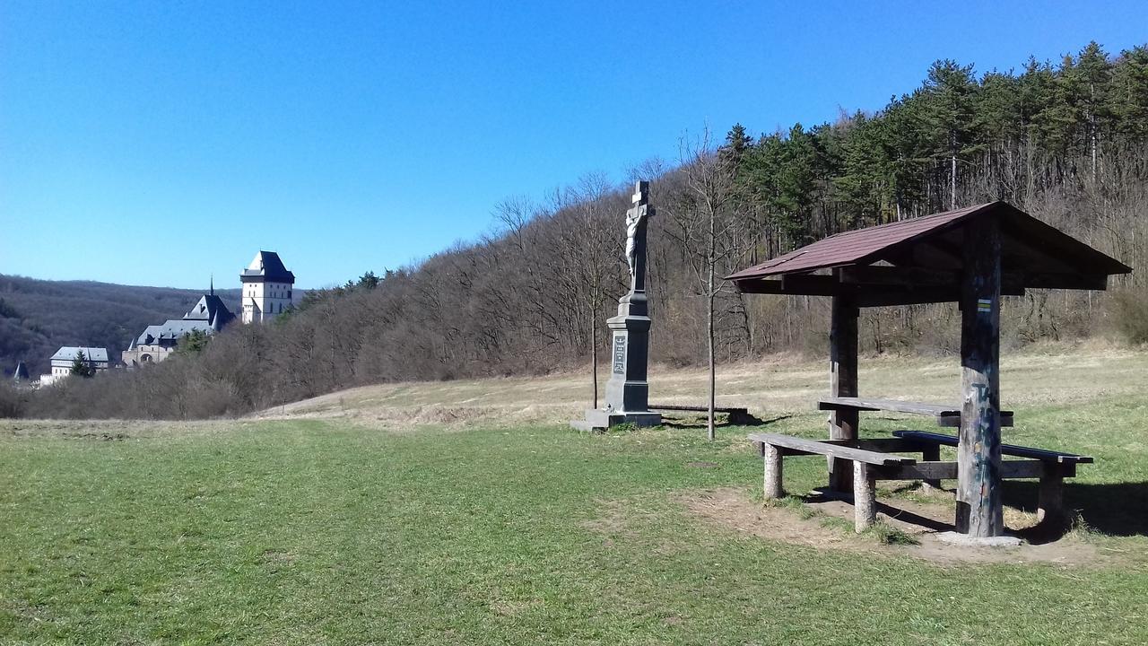 Apartmany Karlštejn エクステリア 写真