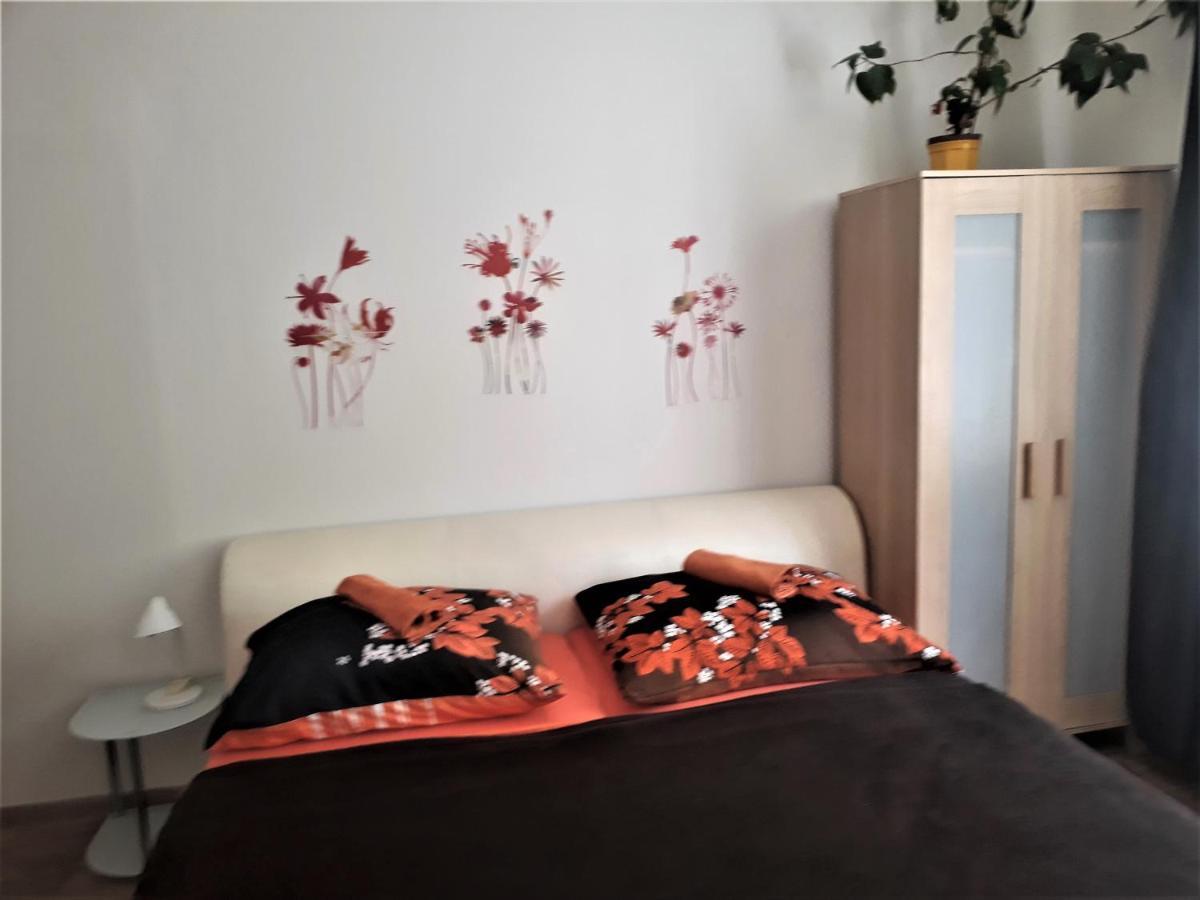 Apartmany Karlštejn エクステリア 写真