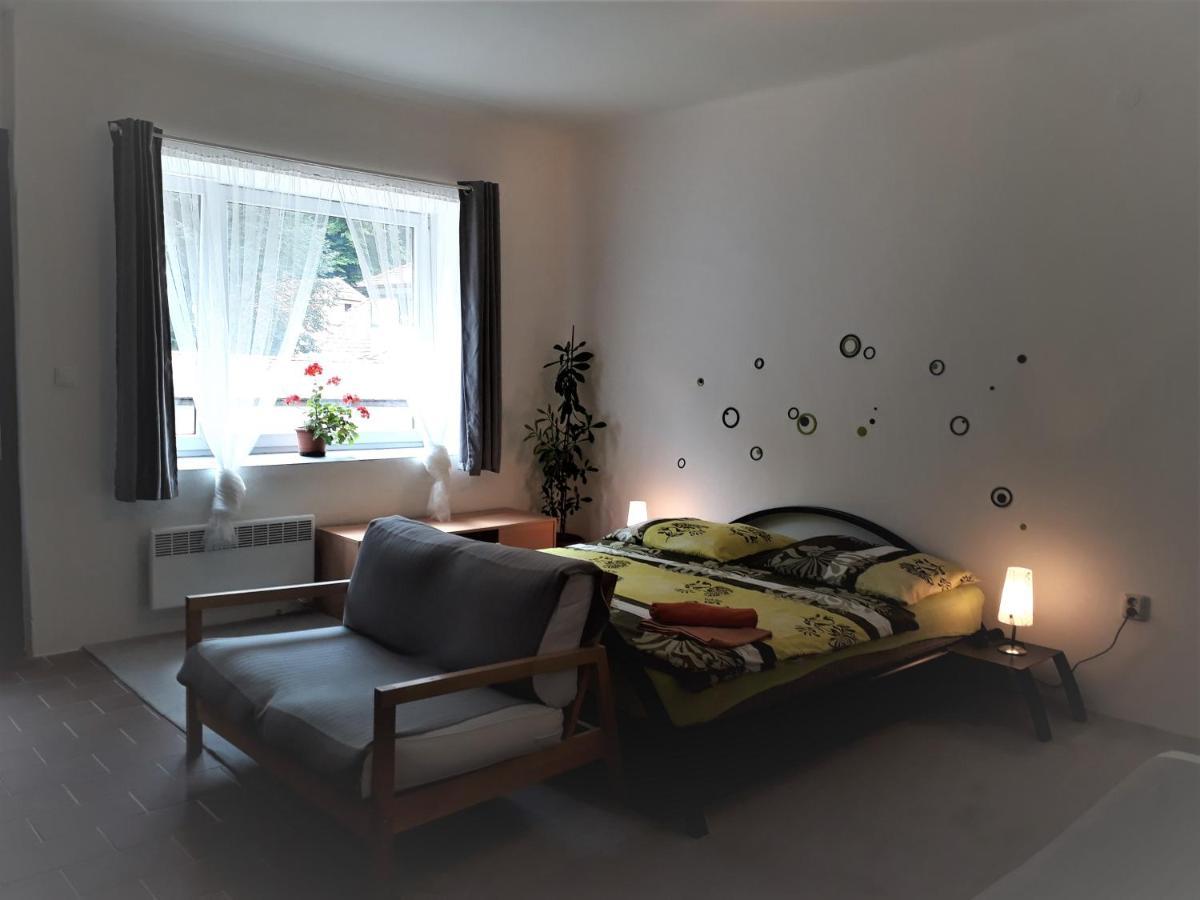 Apartmany Karlštejn エクステリア 写真